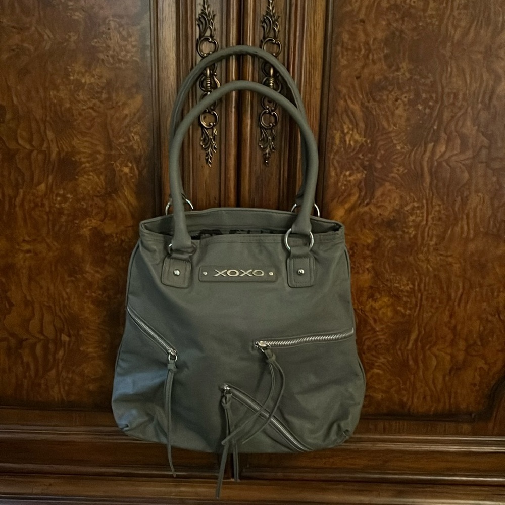 XOXO Gray and Silver Purse Tote or Handheld Bag with zippered compartments. NWOT